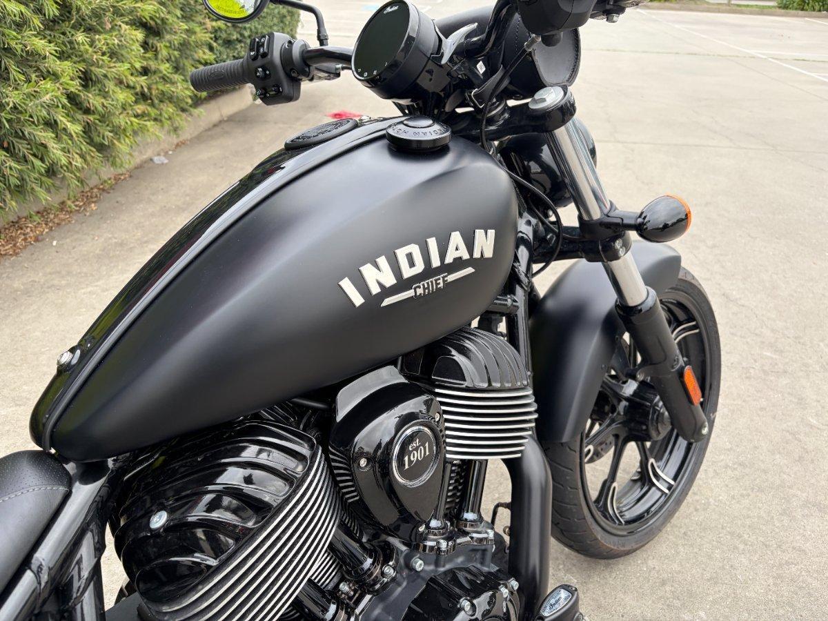 2023 INDIAN CHIEF DARK HORSE CRUISER