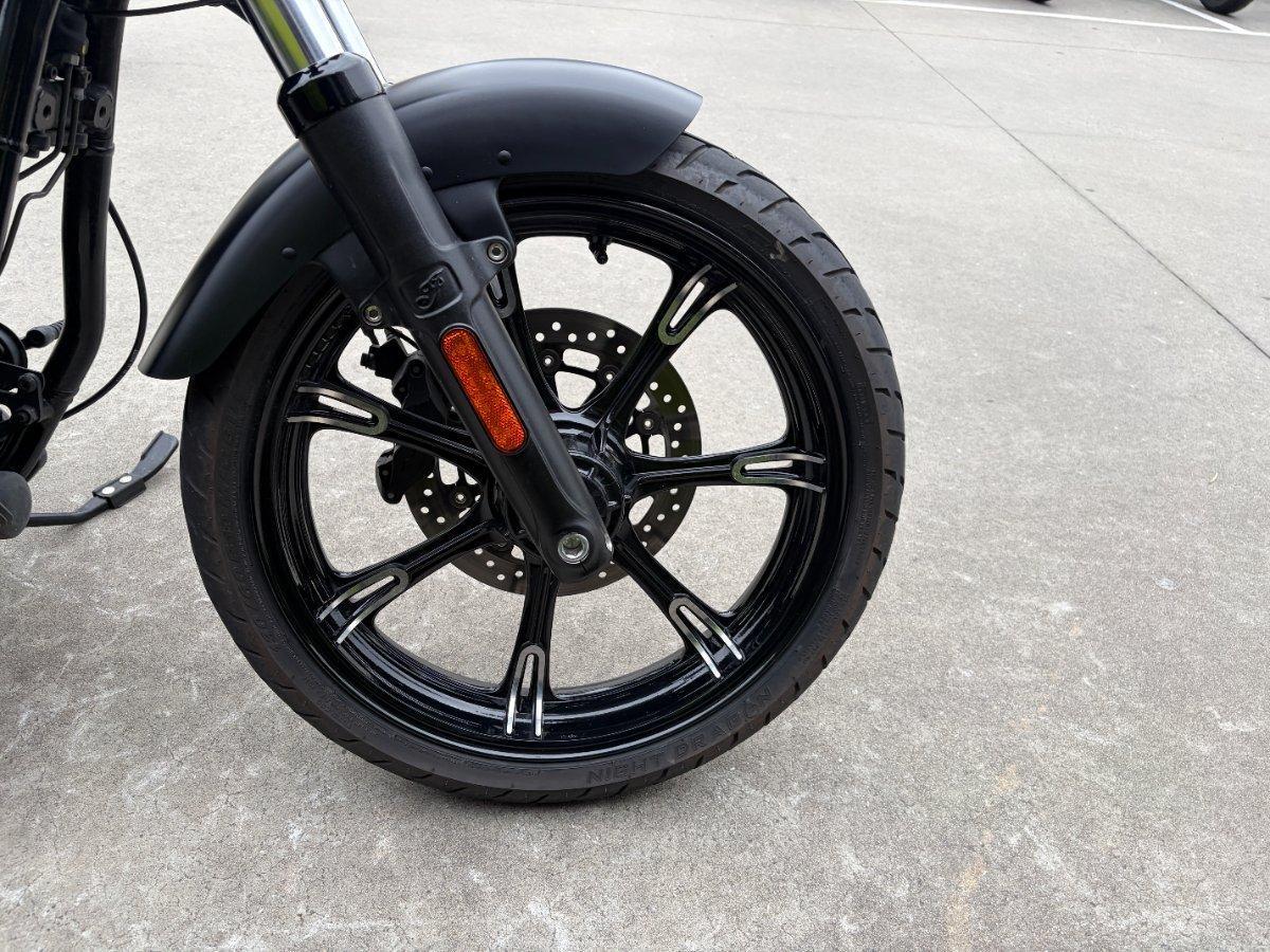 2023 INDIAN CHIEF DARK HORSE CRUISER