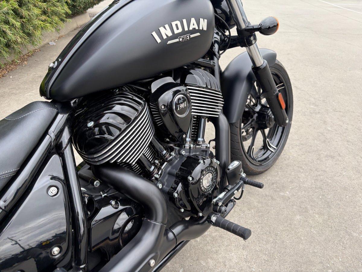 2023 INDIAN CHIEF DARK HORSE CRUISER