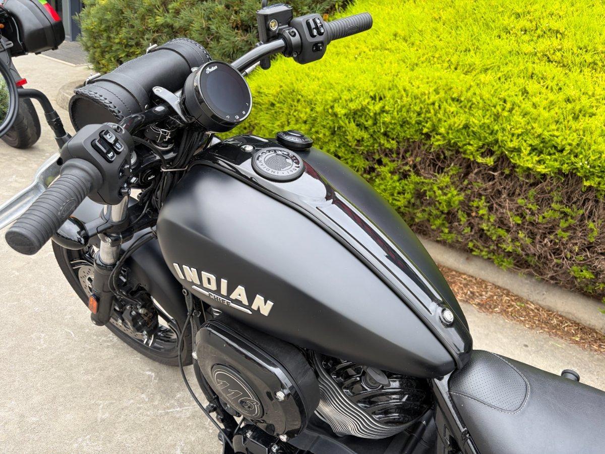 2023 INDIAN CHIEF DARK HORSE CRUISER