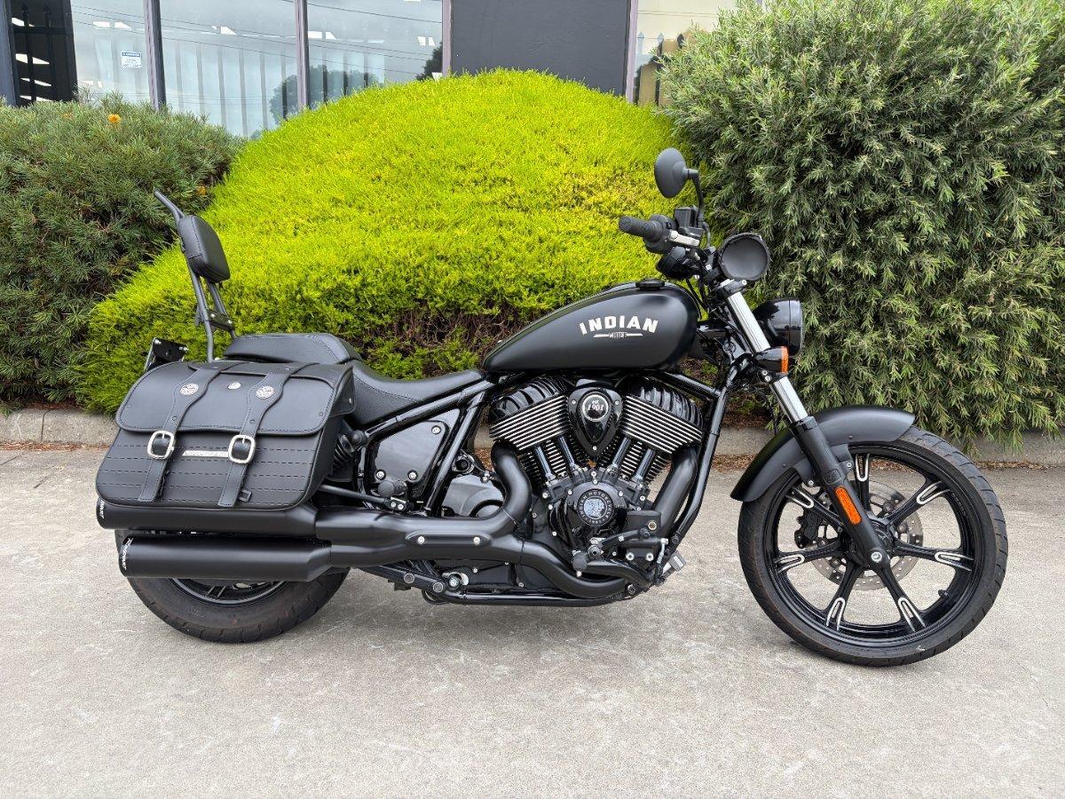 2023 INDIAN CHIEF DARK HORSE CRUISER