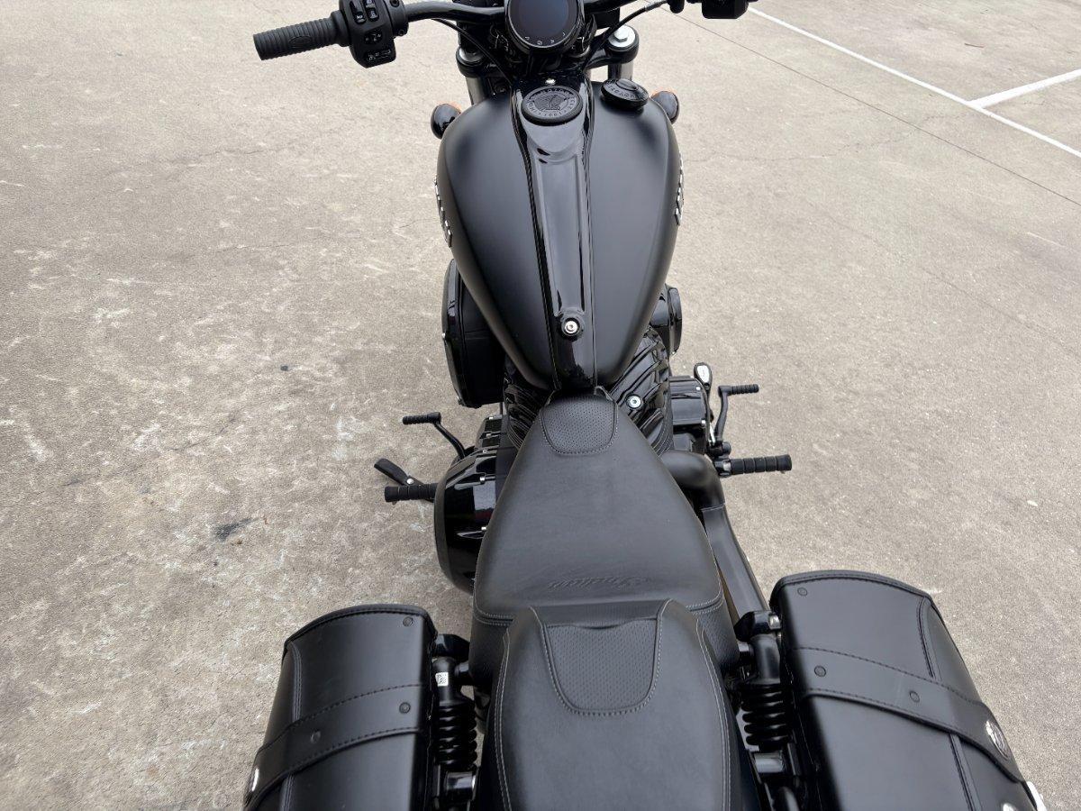 2023 INDIAN CHIEF DARK HORSE CRUISER