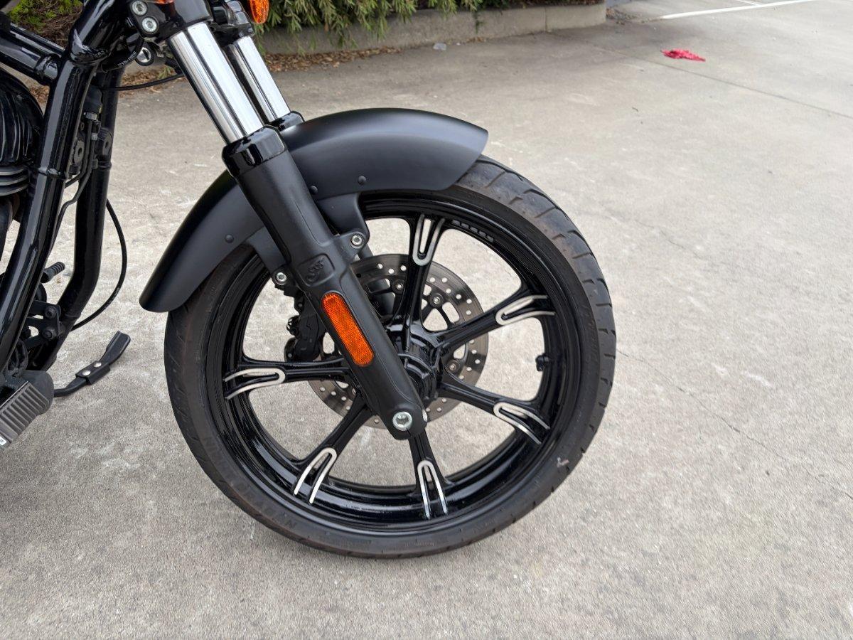 2023 INDIAN CHIEF DARK HORSE CRUISER