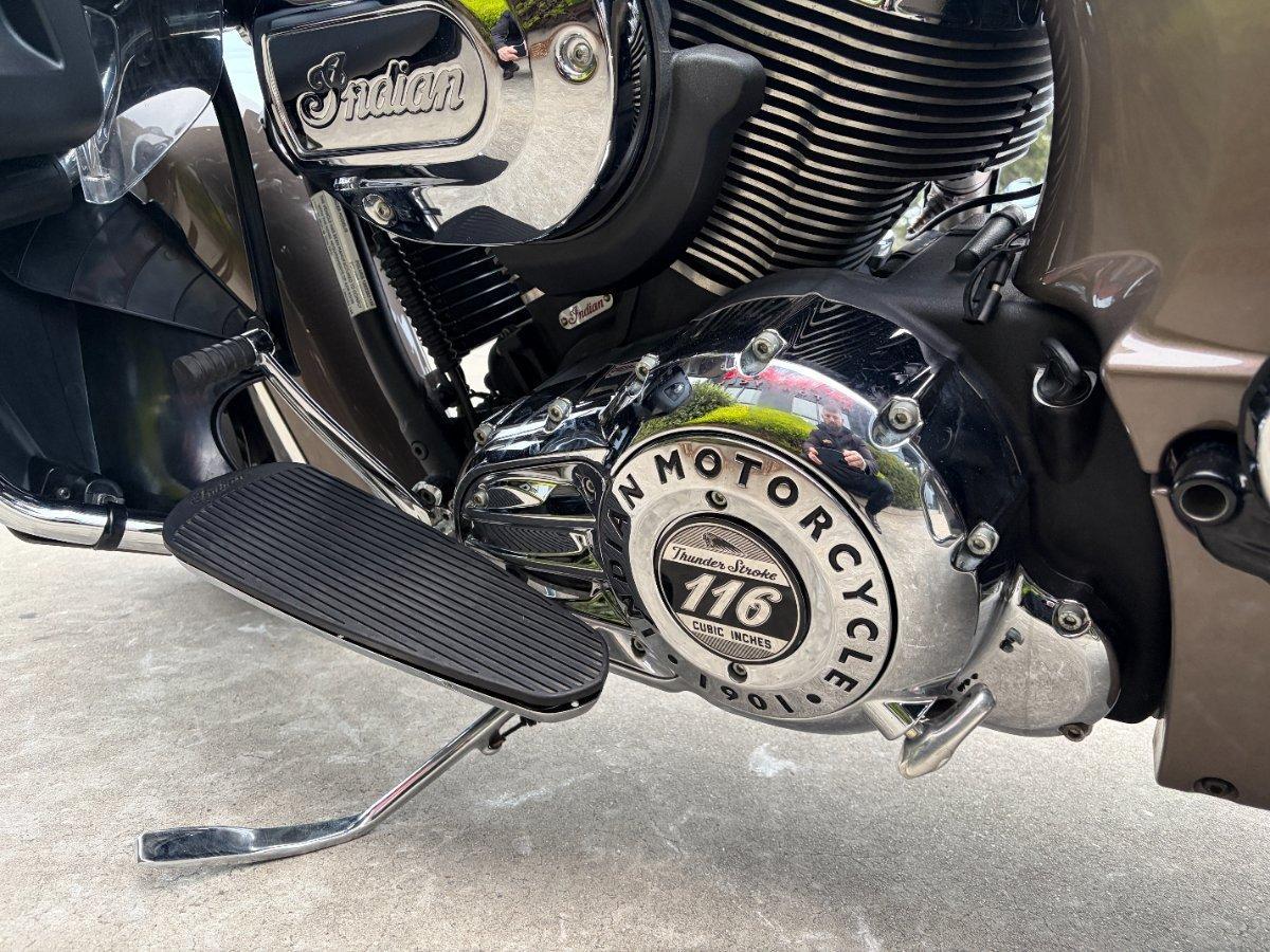 2018 INDIAN ROADMASTER BRONZE/THUNDR BLACK CRUISER