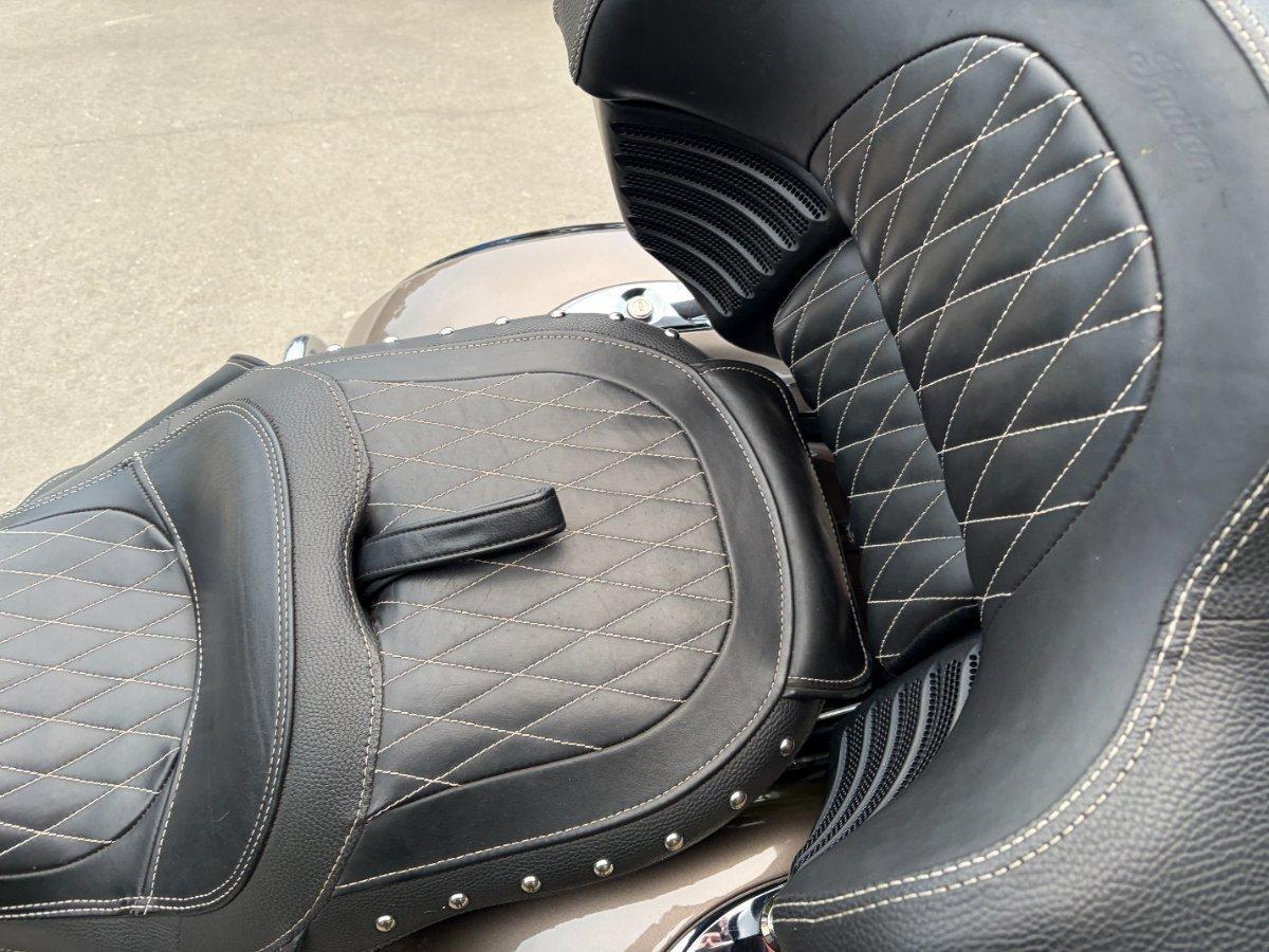 2018 INDIAN ROADMASTER BRONZE/THUNDR BLACK CRUISER