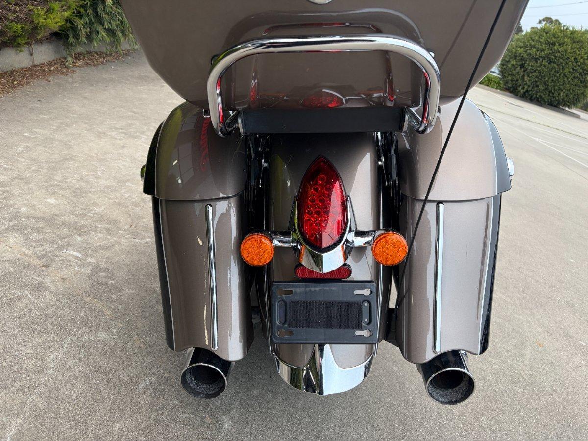 2018 INDIAN ROADMASTER BRONZE/THUNDR BLACK CRUISER