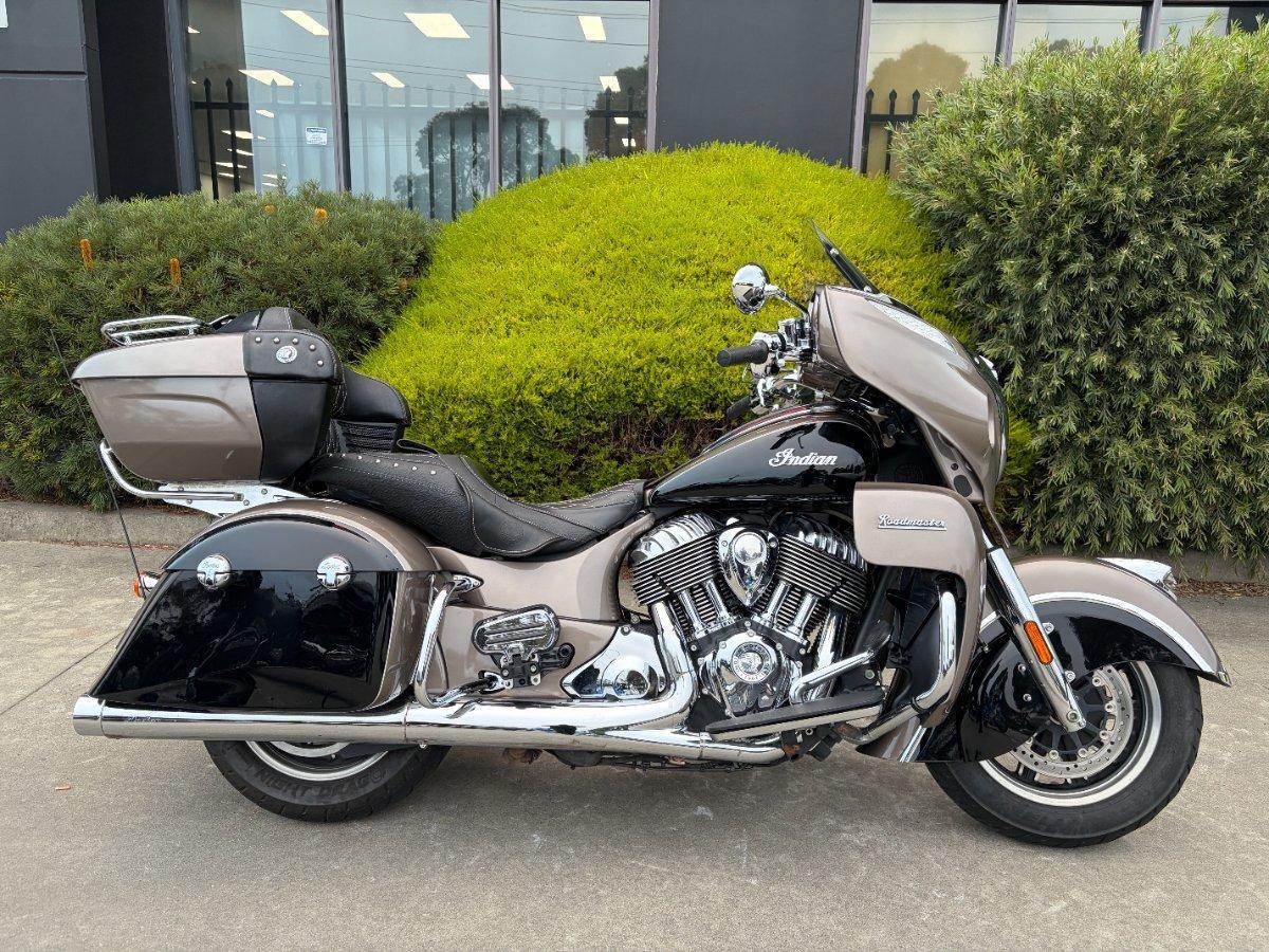 2018 INDIAN ROADMASTER BRONZE/THUNDR BLACK CRUISER