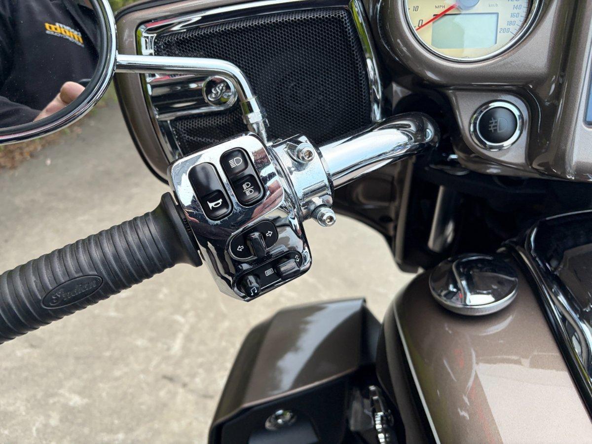 2018 INDIAN ROADMASTER BRONZE/THUNDR BLACK CRUISER