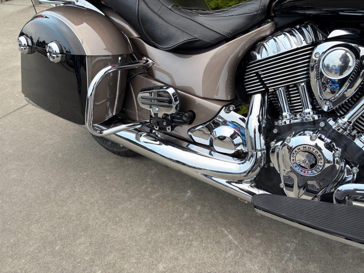 2018 INDIAN ROADMASTER BRONZE/THUNDR BLACK CRUISER