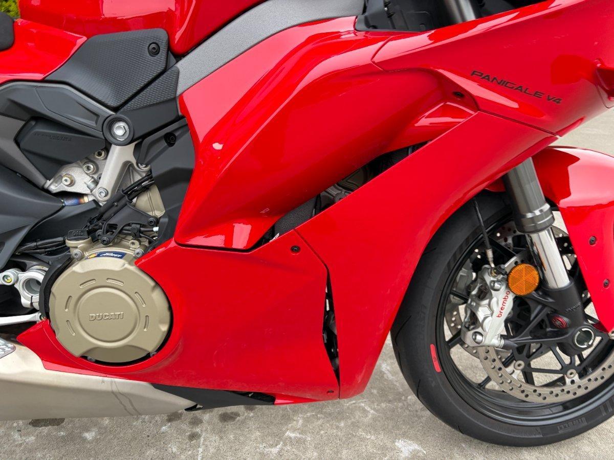 2025 DUCATI PANIGALE V4 SPORTS