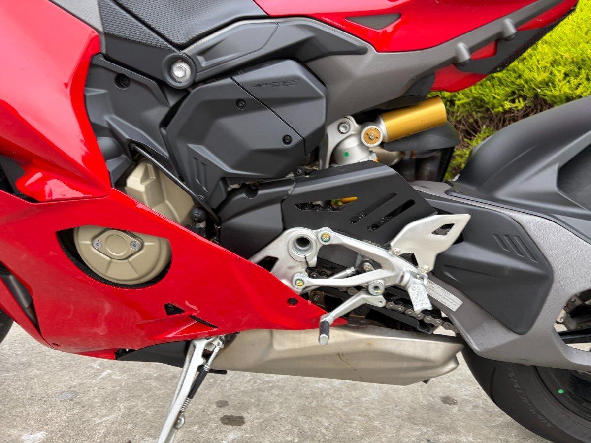 2025 DUCATI PANIGALE V4 SPORTS