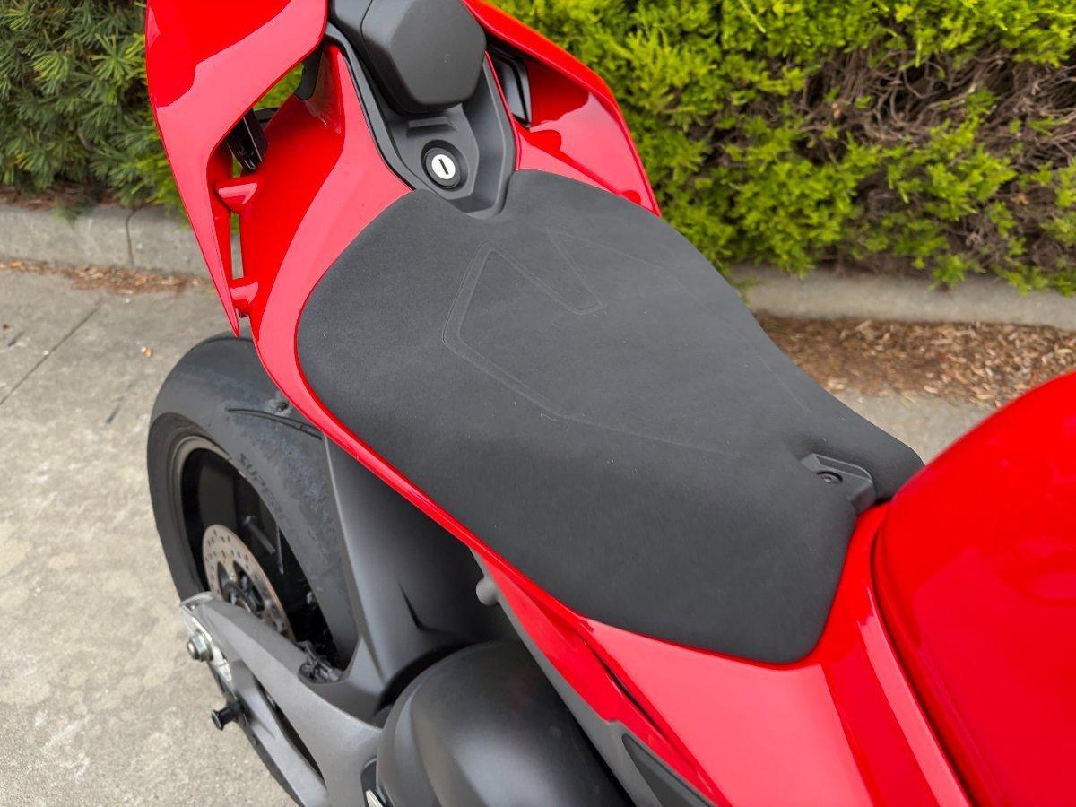 2025 DUCATI PANIGALE V4 SPORTS