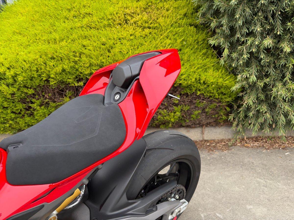 2025 DUCATI PANIGALE V4 SPORTS