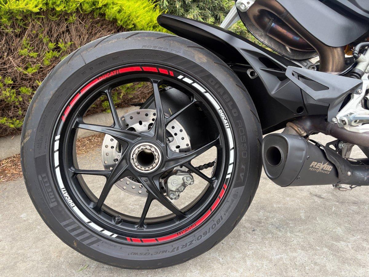 2022 DUCATI STREETFIGHTER V2 DUAL SPORTS