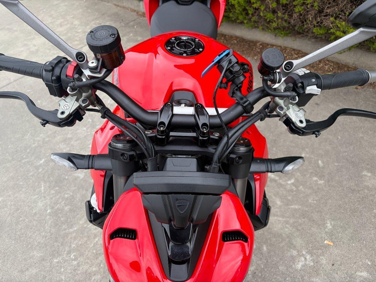 2022 DUCATI STREETFIGHTER V2 DUAL SPORTS