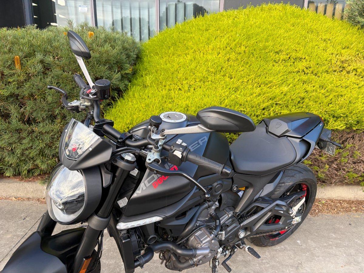 2023 DUCATI MONSTER + ROAD