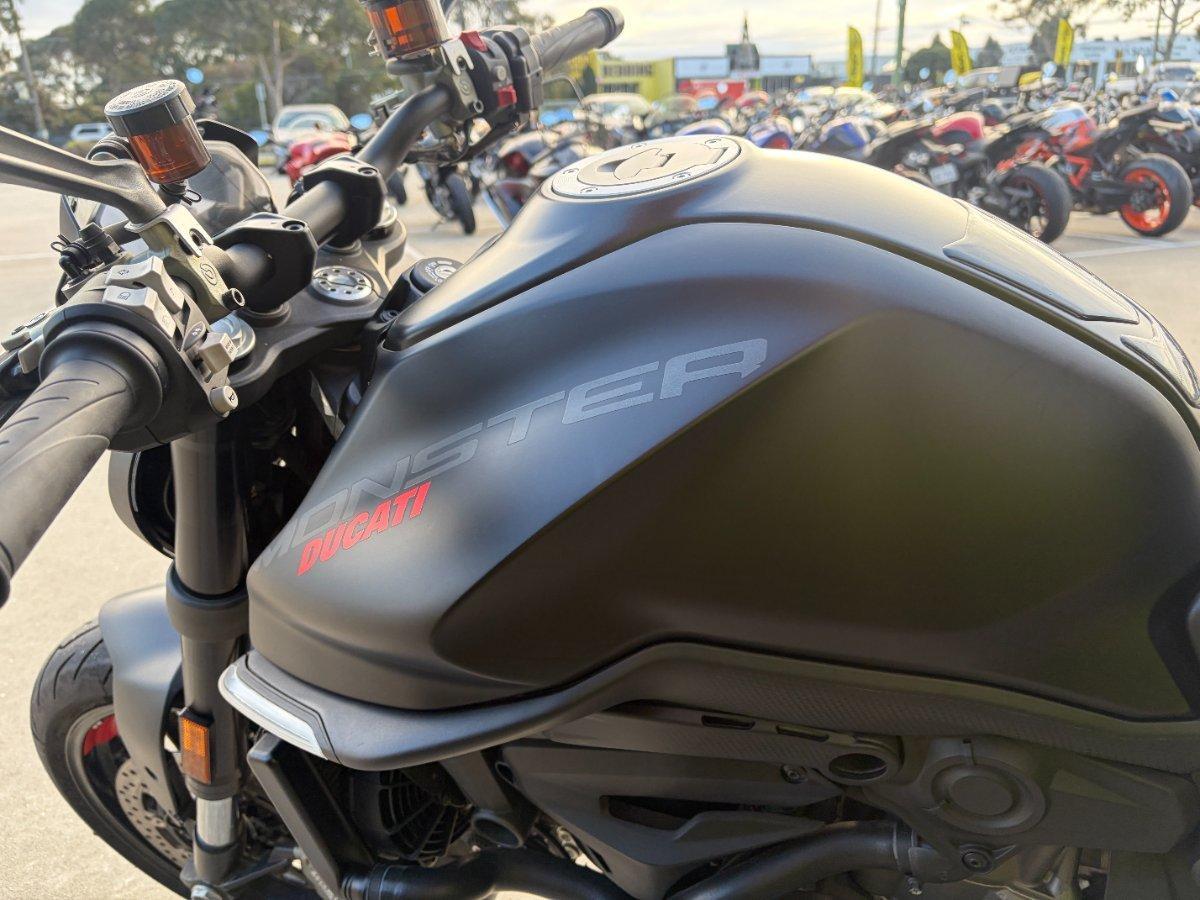 2023 DUCATI MONSTER + ROAD
