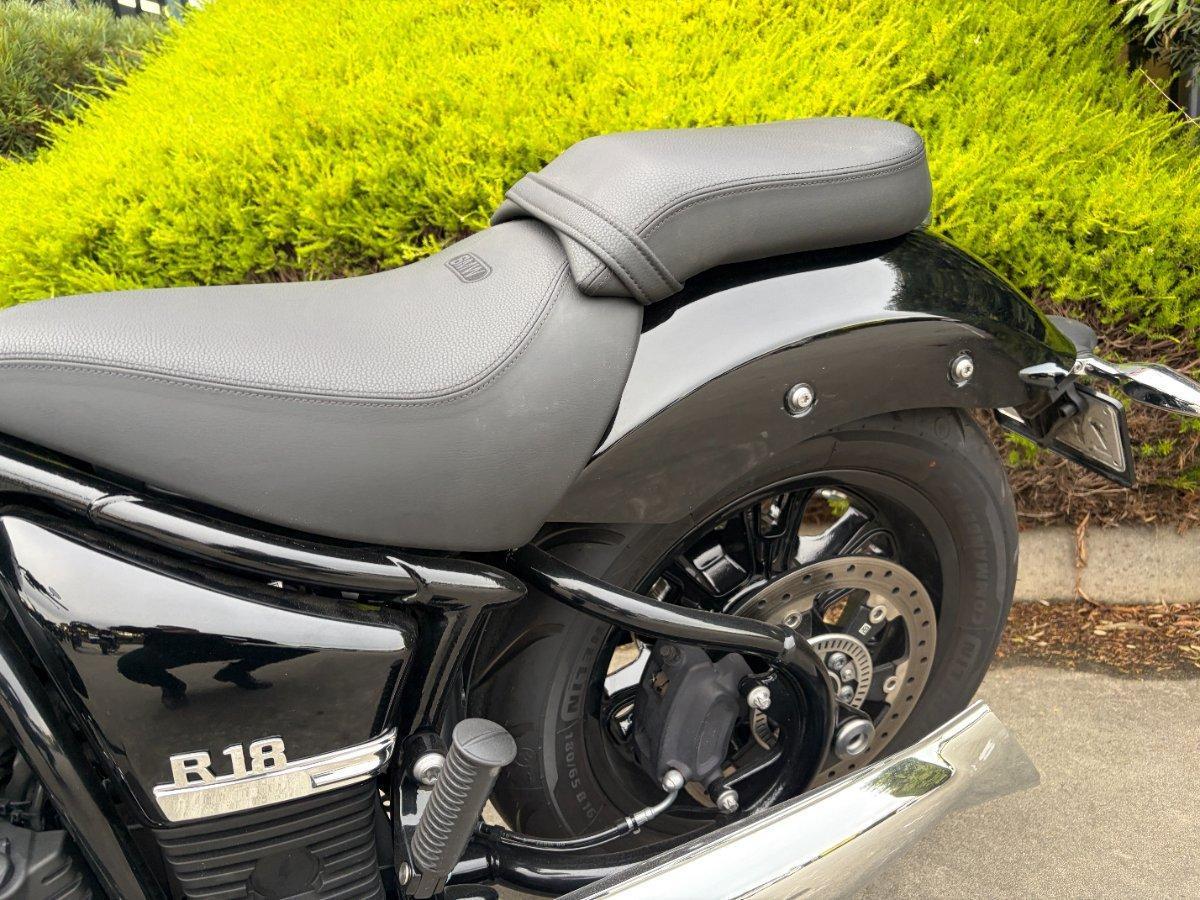 2023 BMW R 18 BLACKLINE CRUISER