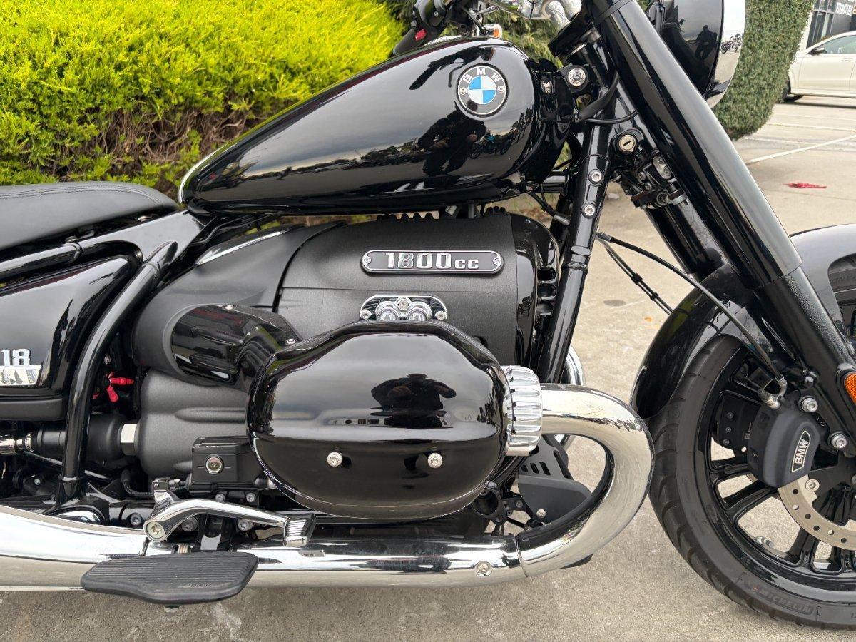 2023 BMW R 18 BLACKLINE CRUISER