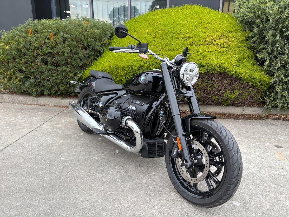 2023 BMW R 18 BLACKLINE CRUISER