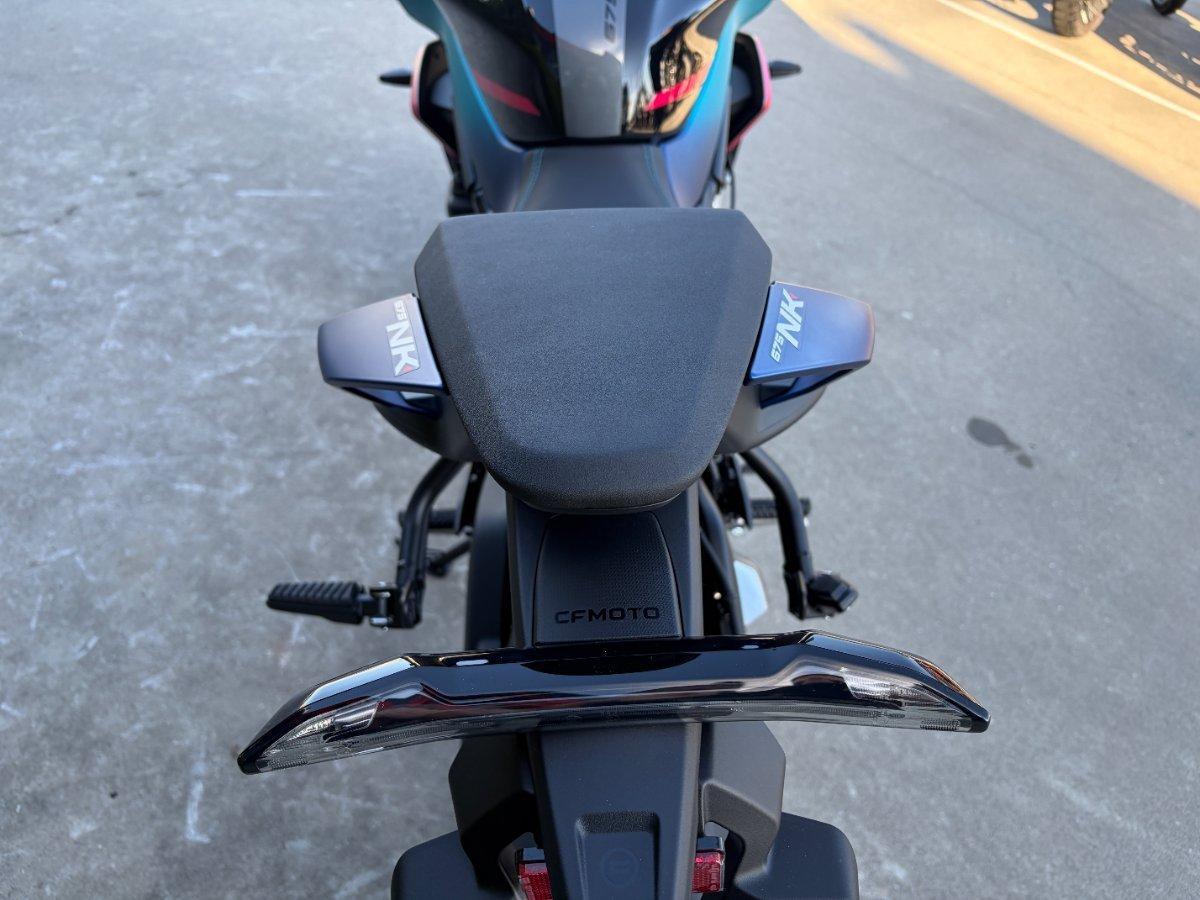 2026 CF MOTO 675 NK ROAD