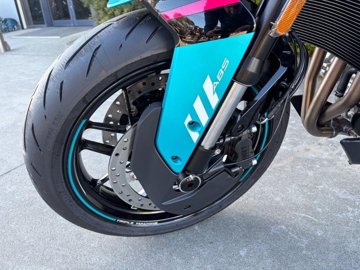 2026 CF MOTO 675 NK ROAD