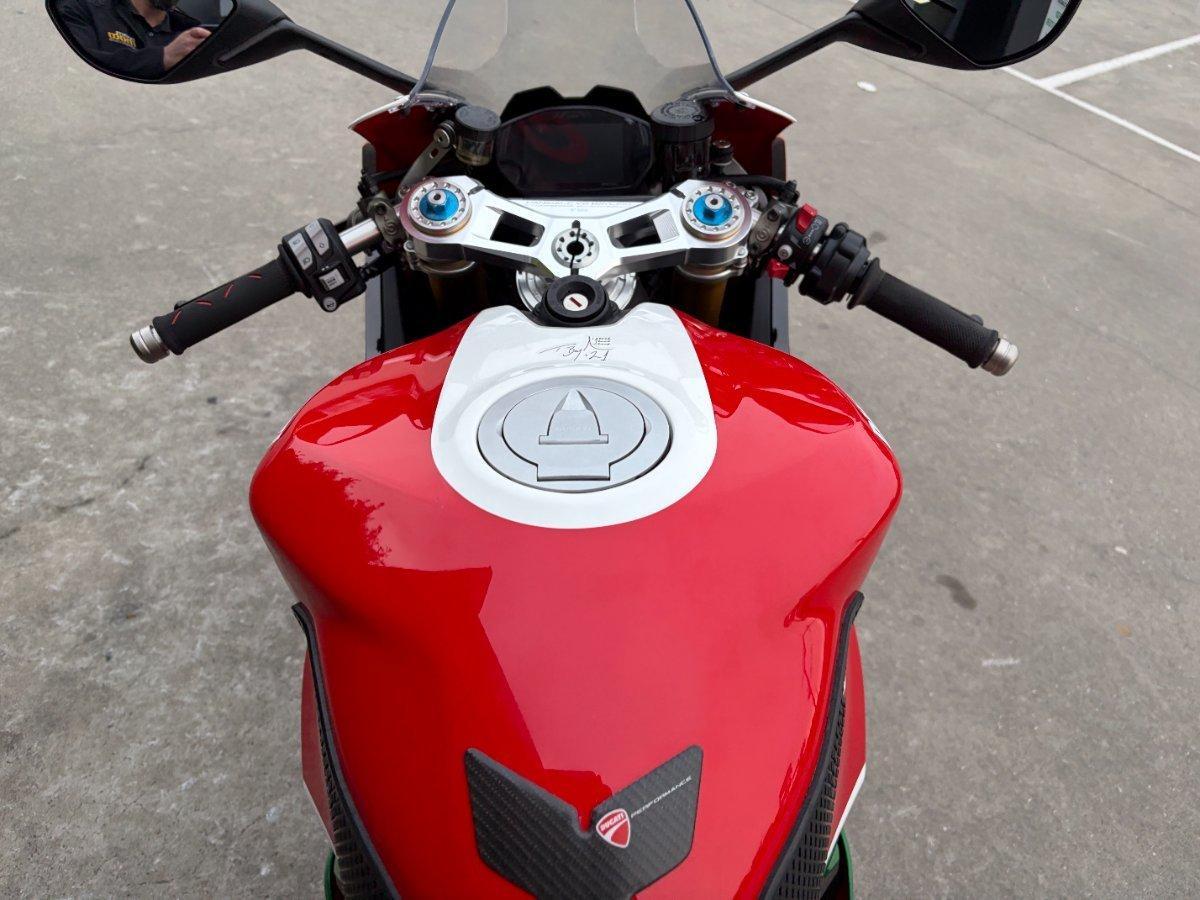 2024 DUCATI PANIGALE V2 BAYLISS 20TH ANNIV SPORTS