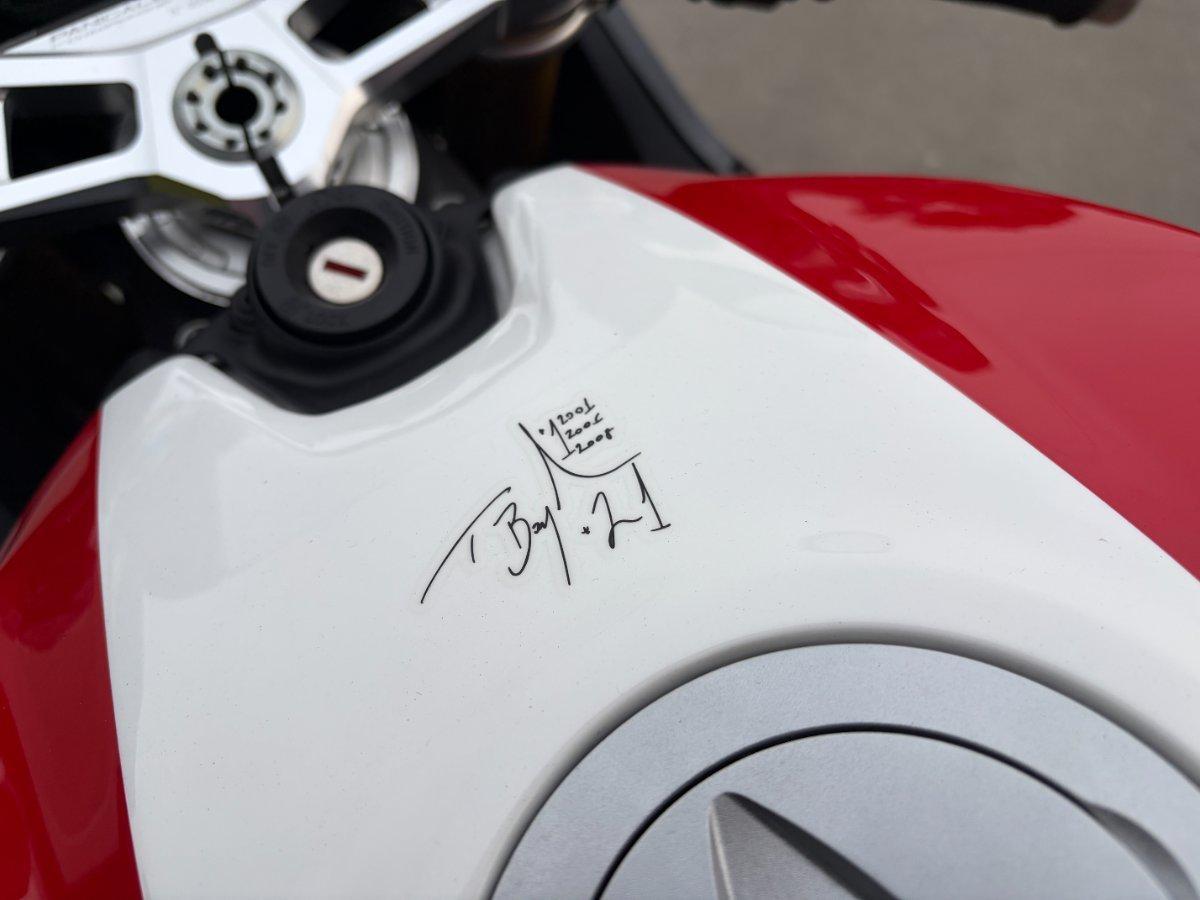 2024 DUCATI PANIGALE V2 BAYLISS 20TH ANNIV SPORTS