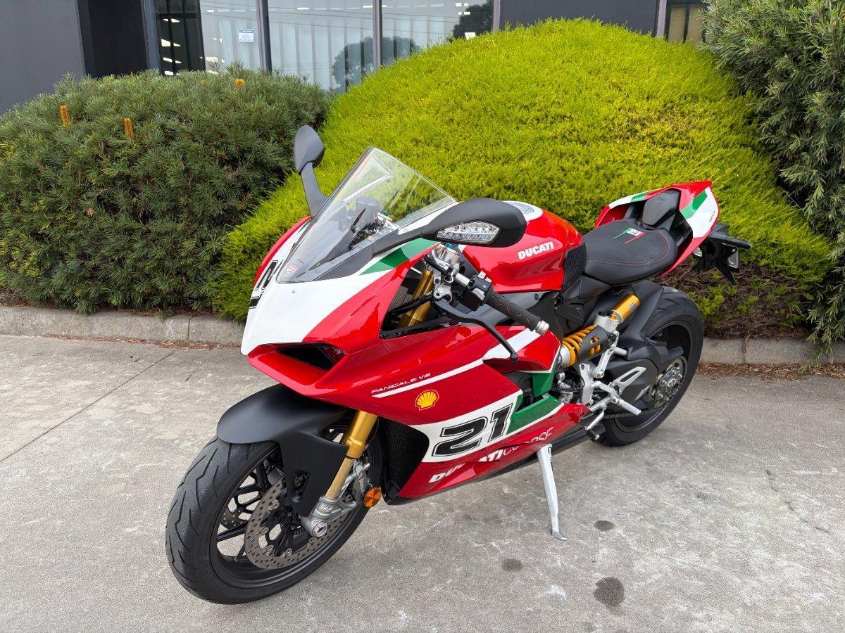 2024 DUCATI PANIGALE V2 BAYLISS 20TH ANNIV SPORTS