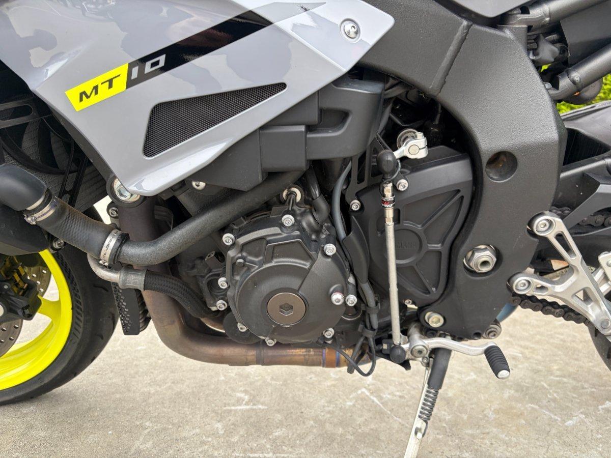 2016 YAMAHA MT-10 SPORTS