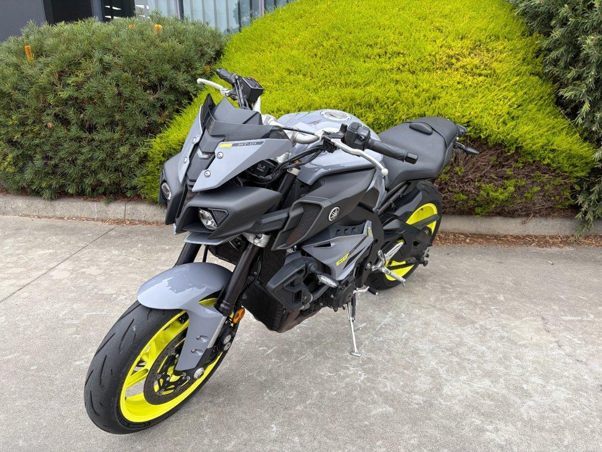 2016 YAMAHA MT-10 SPORTS