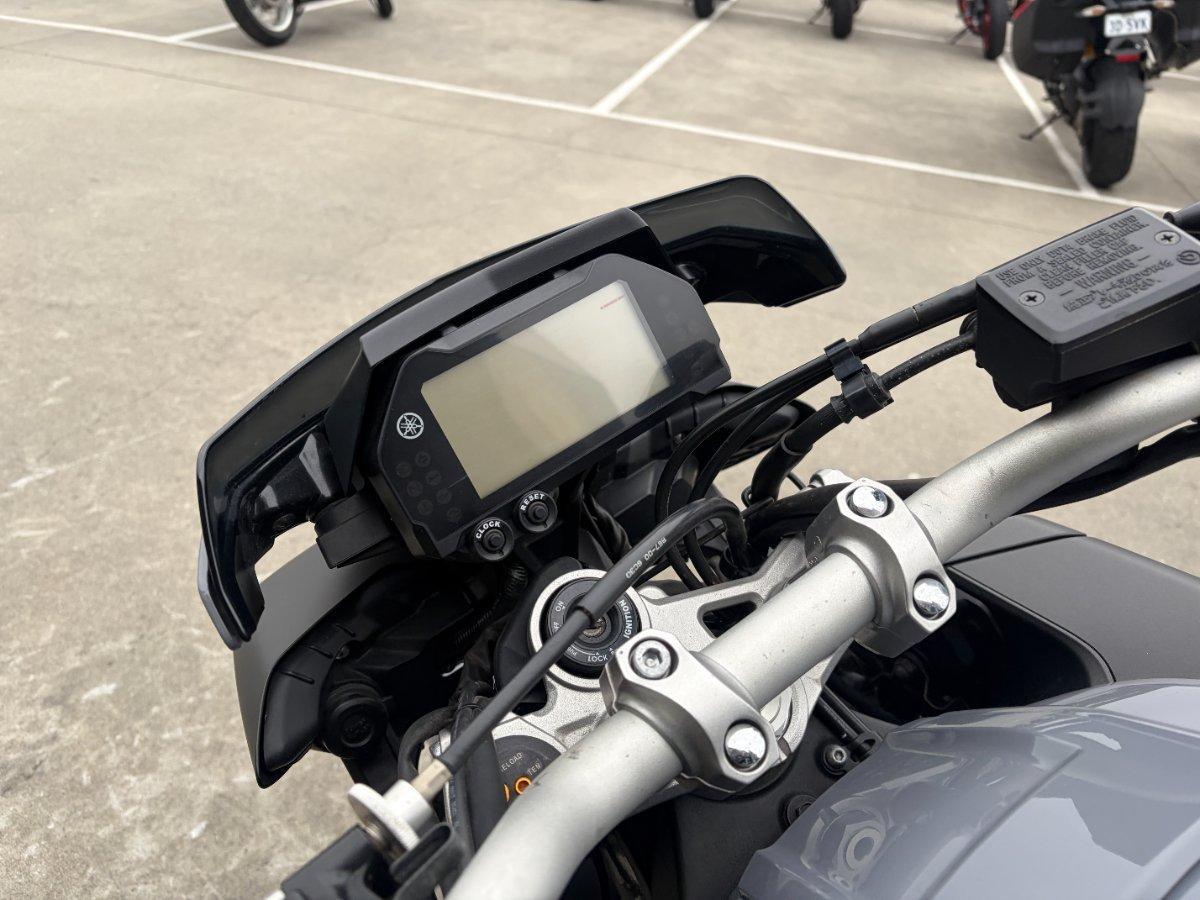 2016 YAMAHA MT-10 SPORTS
