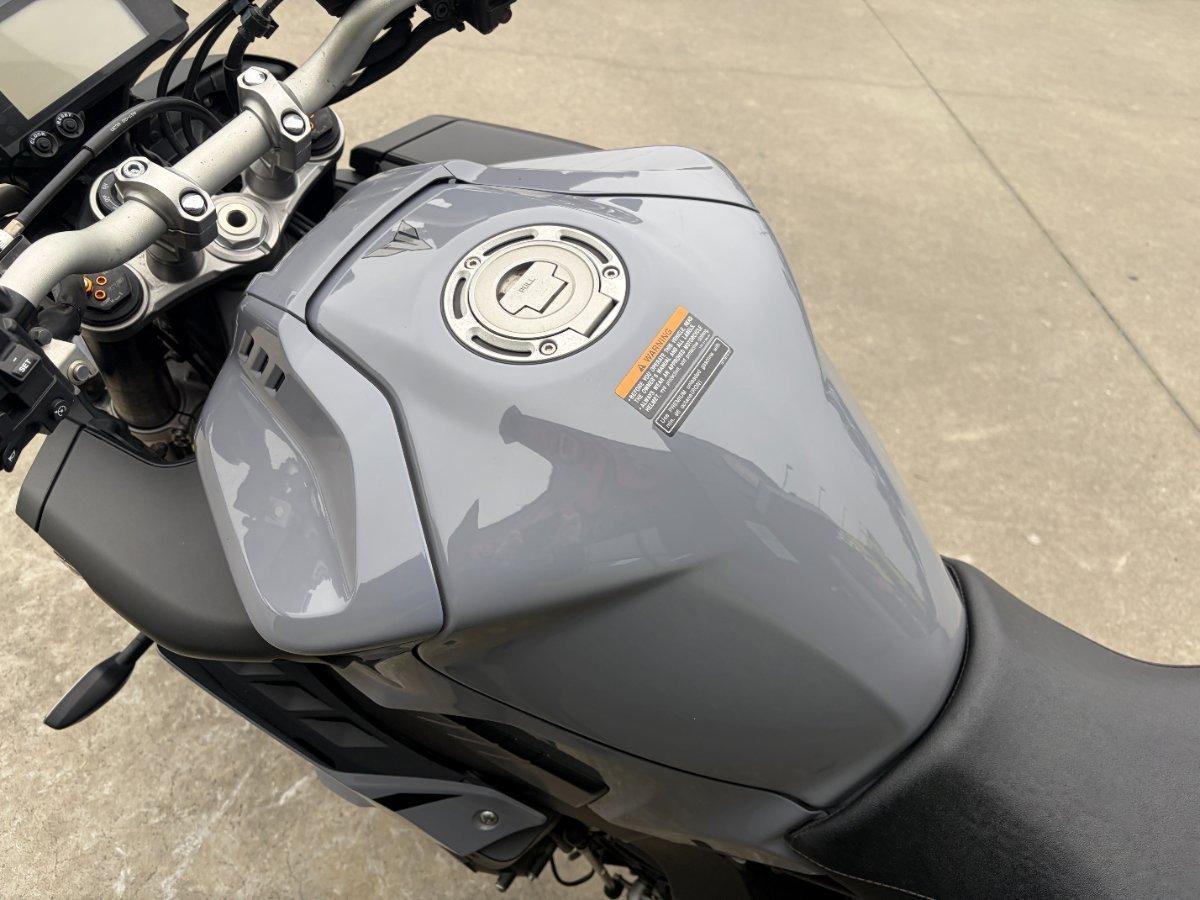 2016 YAMAHA MT-10 SPORTS