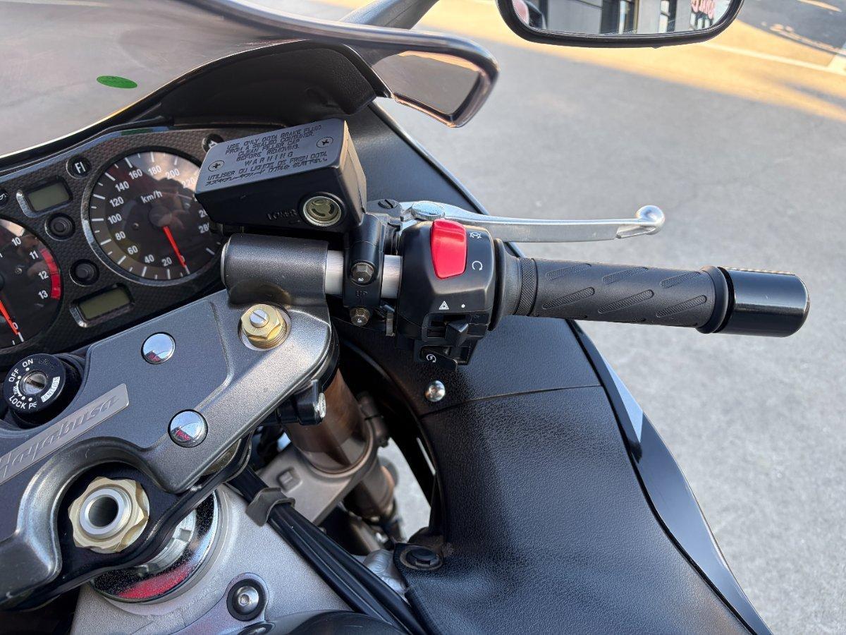2005 SUZUKI GSX1300R (HAYABUSA) ROAD