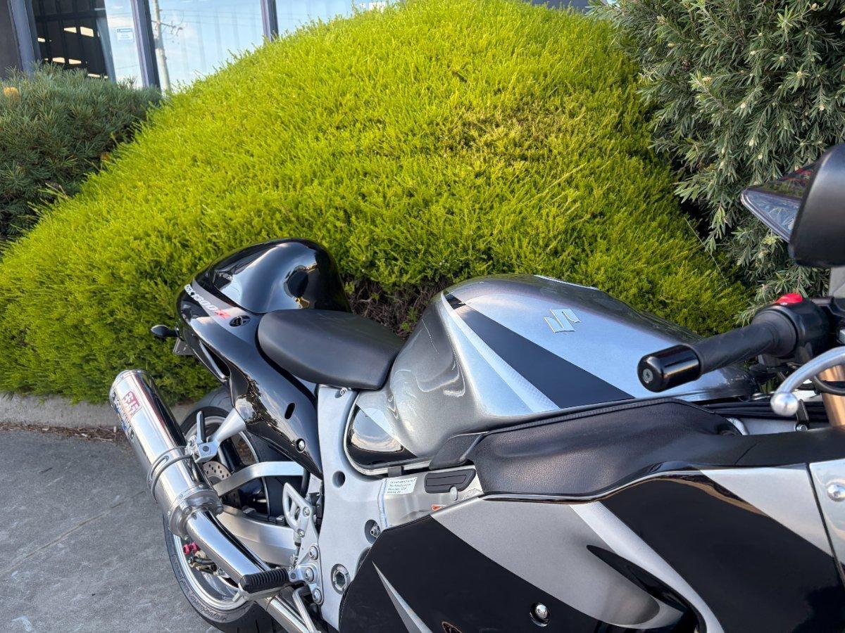 2005 SUZUKI GSX1300R (HAYABUSA) ROAD
