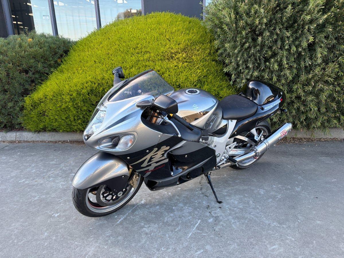 2005 SUZUKI GSX1300R (HAYABUSA) ROAD