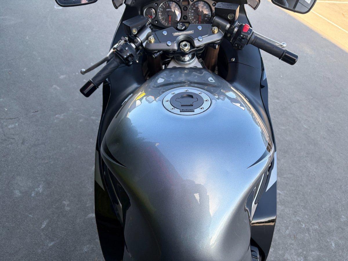 2005 SUZUKI GSX1300R (HAYABUSA) ROAD