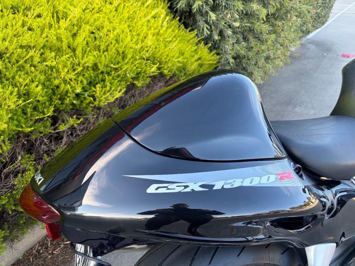 2005 SUZUKI GSX1300R (HAYABUSA) ROAD