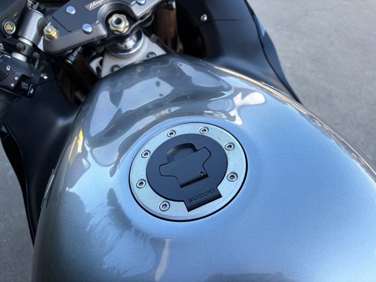 2005 SUZUKI GSX1300R (HAYABUSA) ROAD