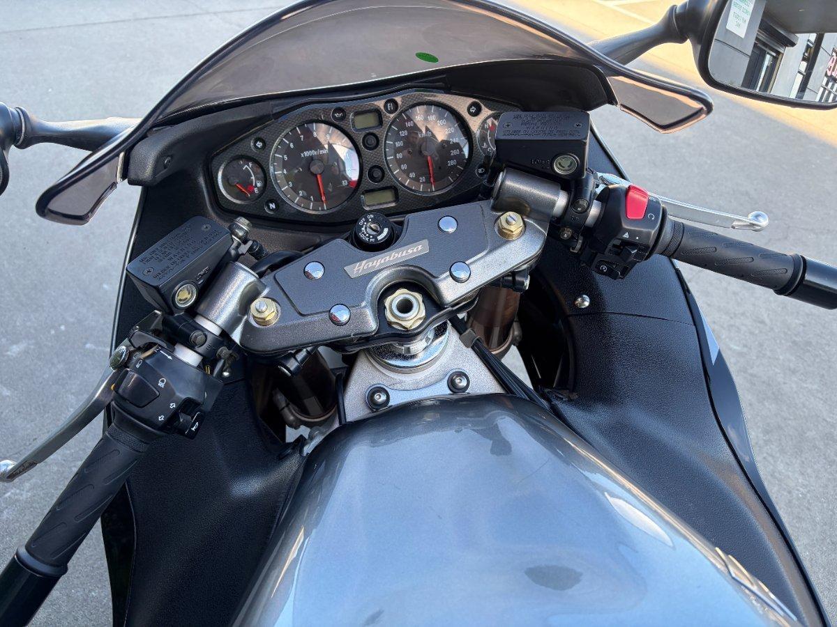 2005 SUZUKI GSX1300R (HAYABUSA) ROAD