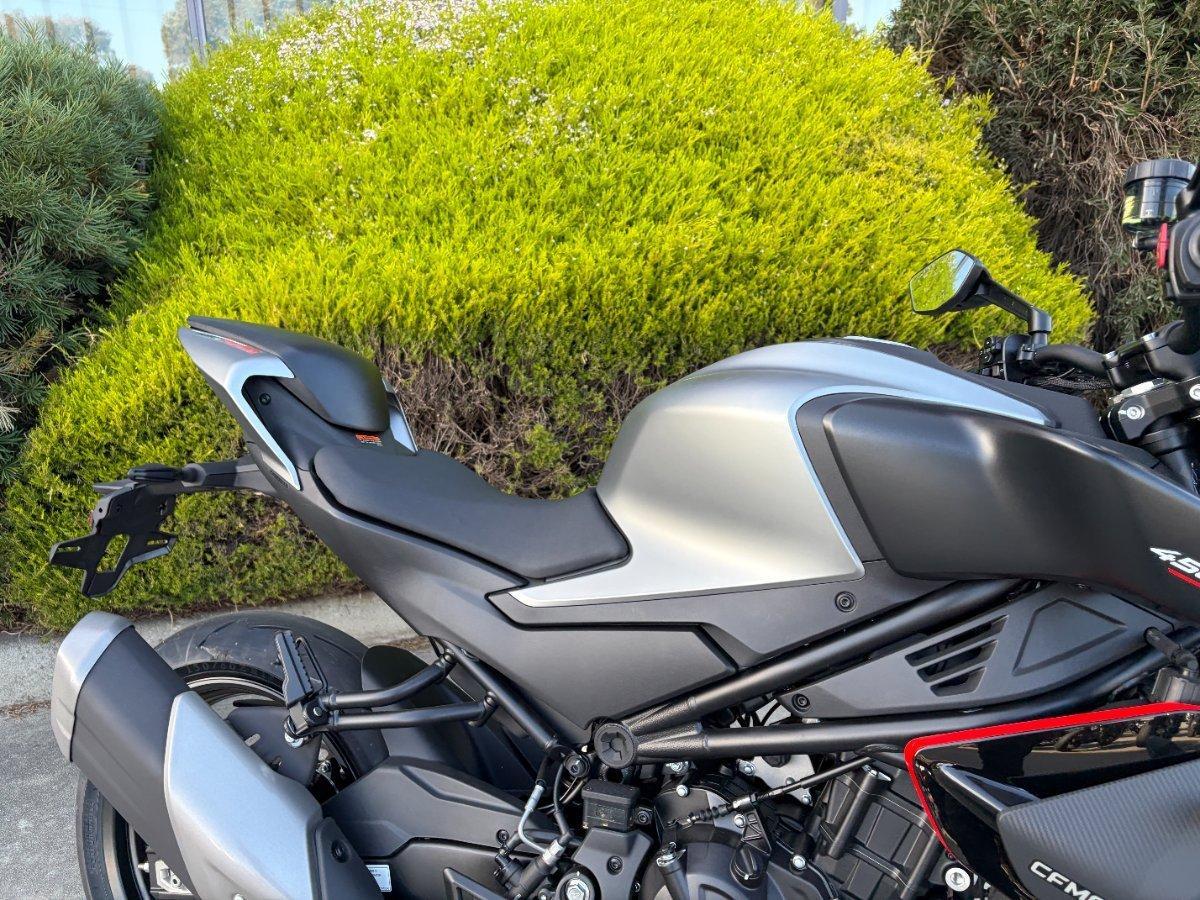2026 CF MOTO 450 NK ROAD