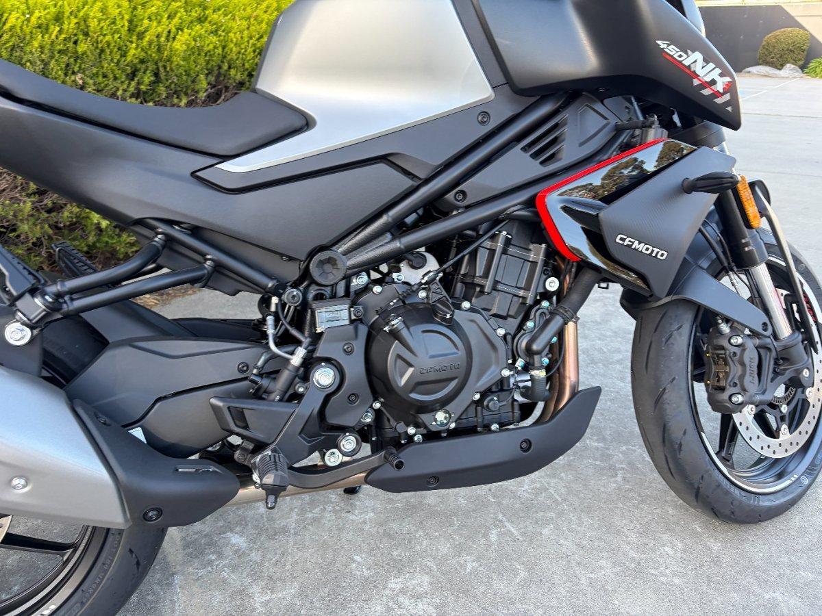 2026 CF MOTO 450 NK ROAD