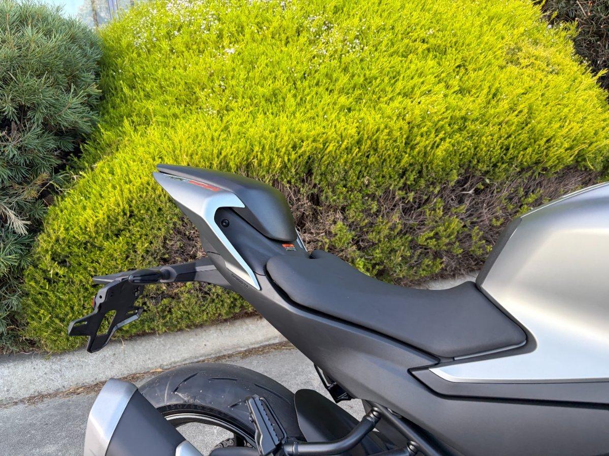 2026 CF MOTO 450 NK ROAD