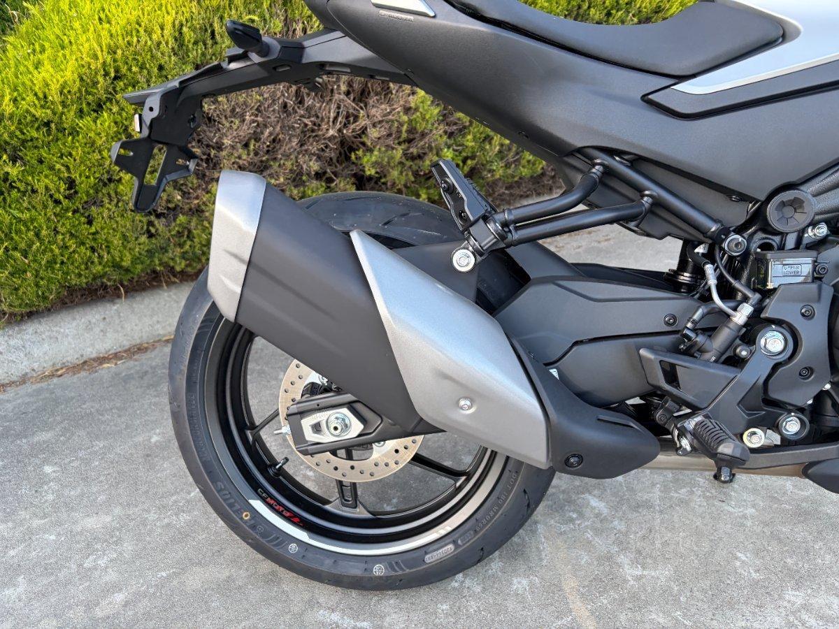 2026 CF MOTO 450 NK ROAD