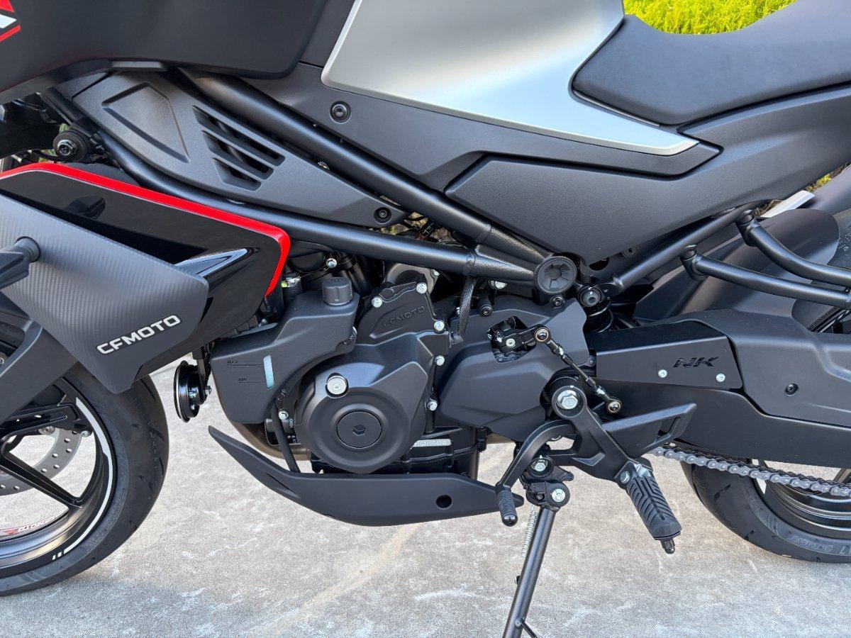 2026 CF MOTO 450 NK ROAD