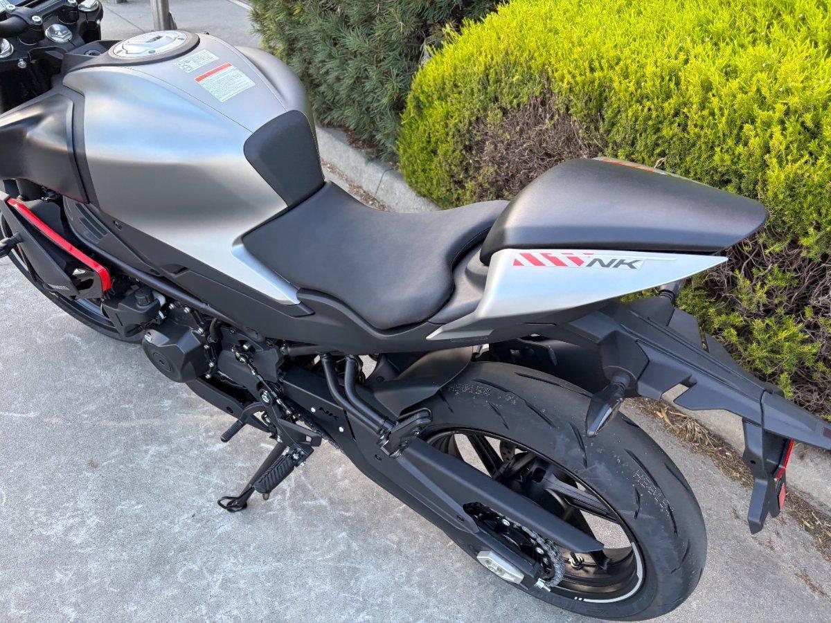 2026 CF MOTO 450 NK ROAD