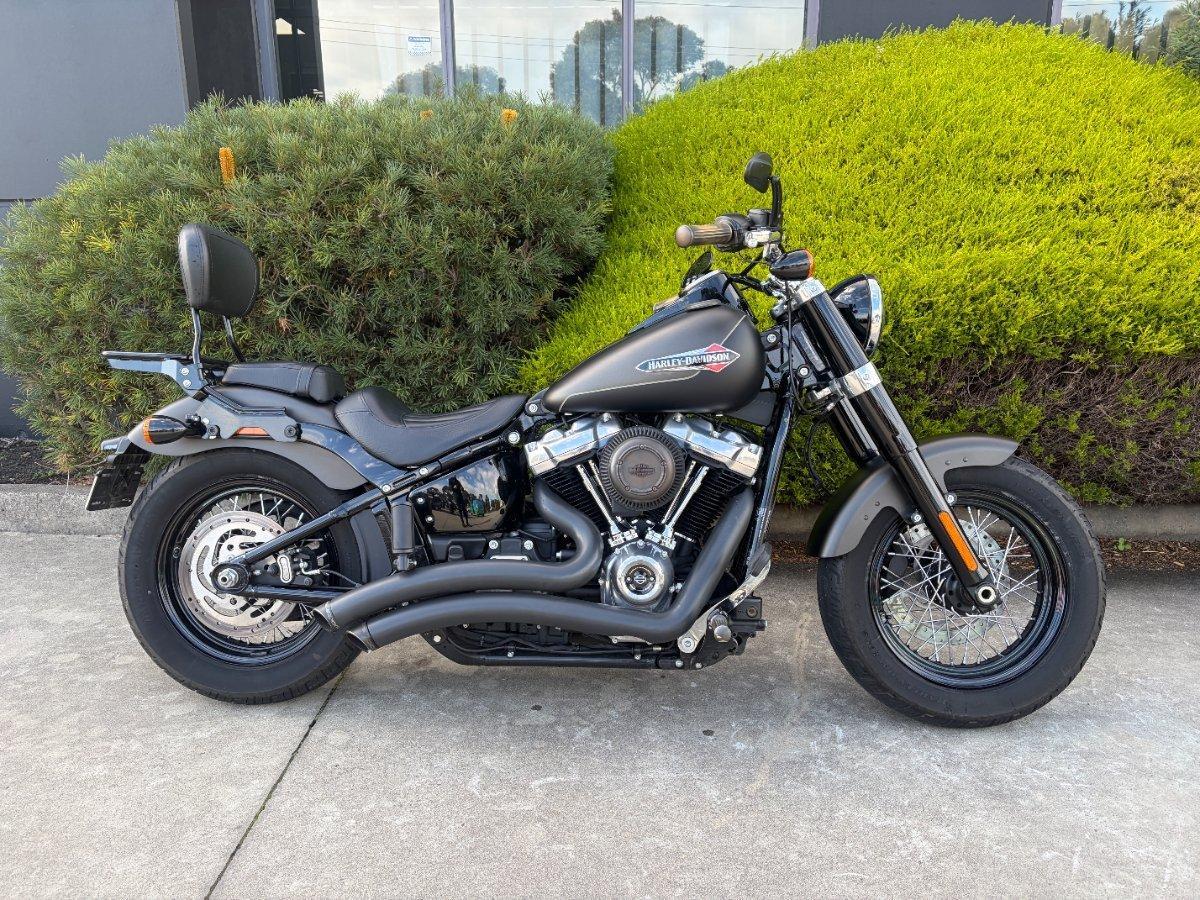 2021 HARLEY-DAVIDSON FLSL SOFTAIL SLIM (107) CRUISER
