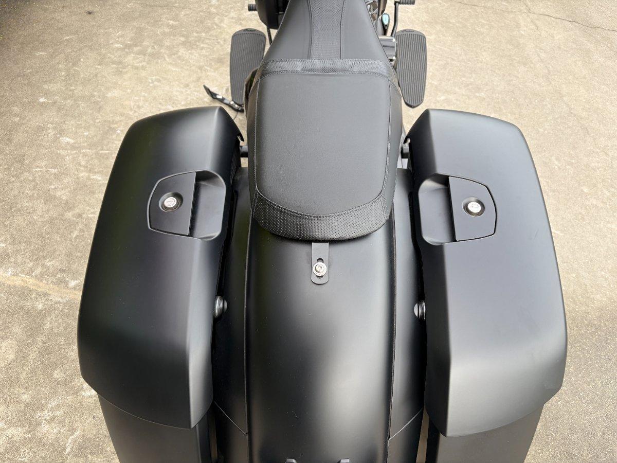 2025 INDIAN SPRINGFIELD DARK HORSE CRUISER