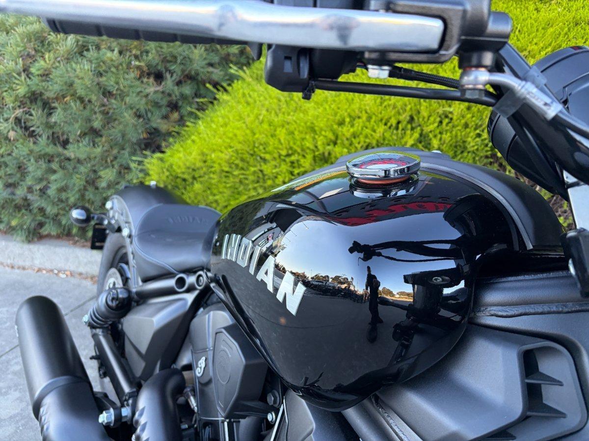 2025 INDIAN SCOUT SIXTY BOBBER CRUISER