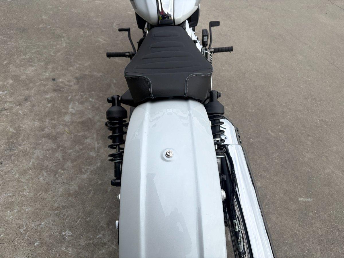 2025 INDIAN SCOUT SPORT CRUISER